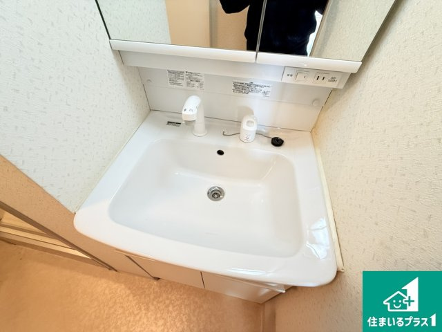 ルネ住之江の独立洗面台