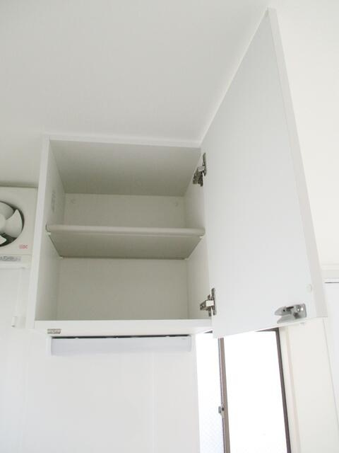 キッチン釣り戸棚