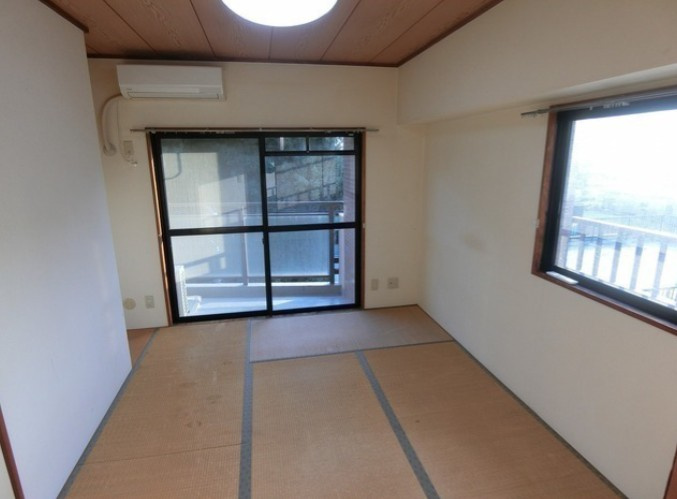 アソシエール護国寺の和室