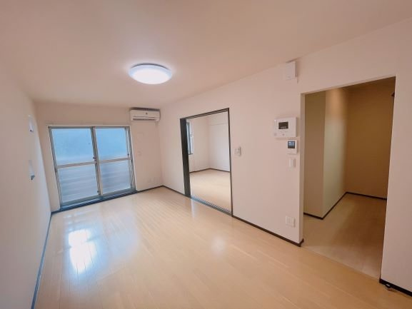 神戸市北区有野町二郎のアパートの寝室