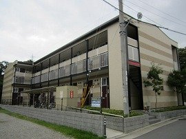 三木市本町３丁目のアパートの外観