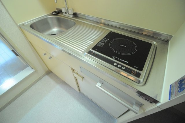 明石市二見町西二見のアパートのキッチン