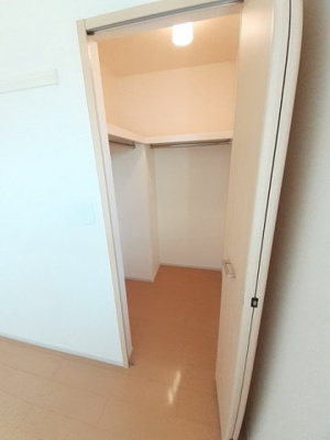 【収納】 | プリムローズ　壱番館 | たっぷりとした収納スペースです