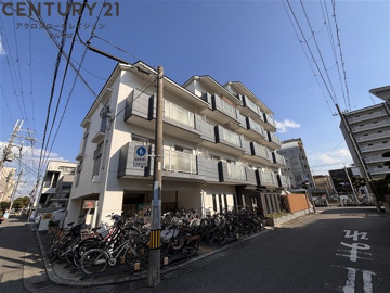 オートロック完備で安心のセキュリティ♪