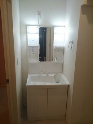 【洗面所】 | シームリーレジデンスＡ | 忙しい朝には欠かせない洗面所です