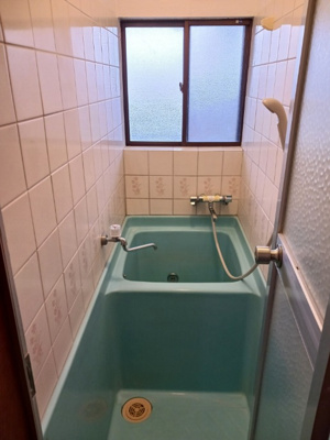【浴室】 | 入地グリーンハウス | 日々の暮らしに欠かせないお風呂です