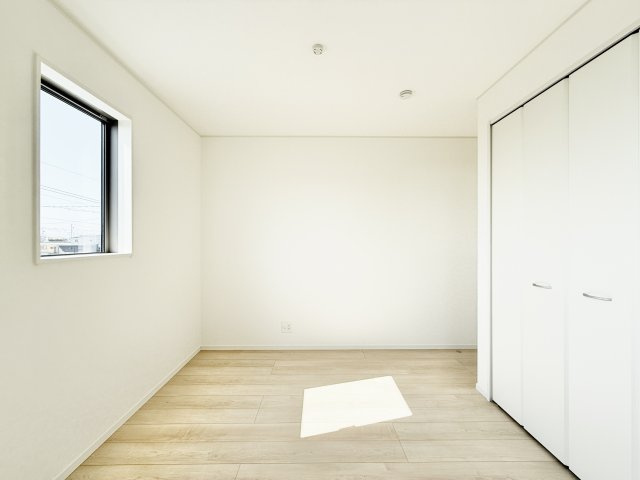 中央区河輪町　第2　2号棟の洋室|約5帖の洋室です。