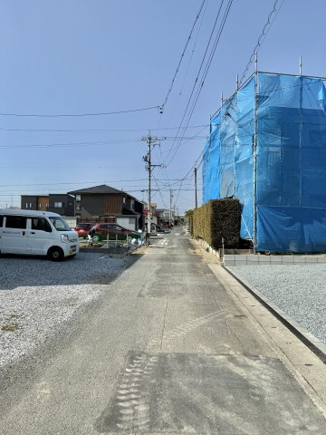 中央区河輪町　第2　2号棟の前面道路含む現地写真|前面道路を西側を向いて撮影しました。