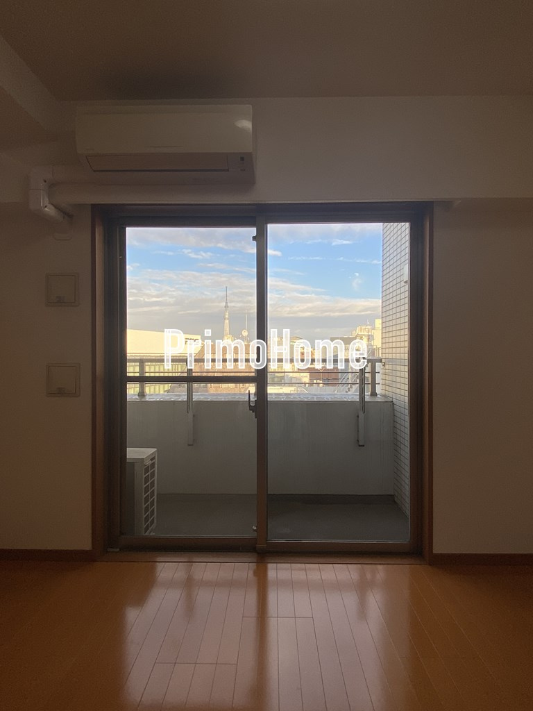 パークウェル秋葉原の居間・リビング