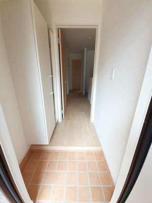 【玄関】 | サングリーン宇土Ａ | 明るい玄関です