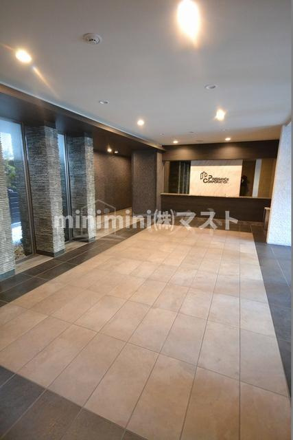 プレサンス四天王寺前夕陽ヶ丘のロビー