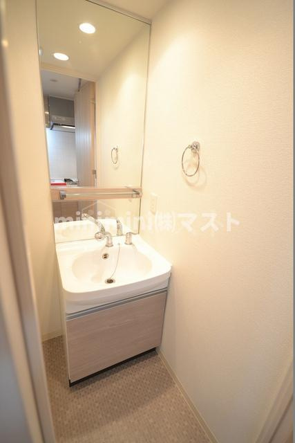 プレサンス四天王寺前夕陽ヶ丘の洗面所