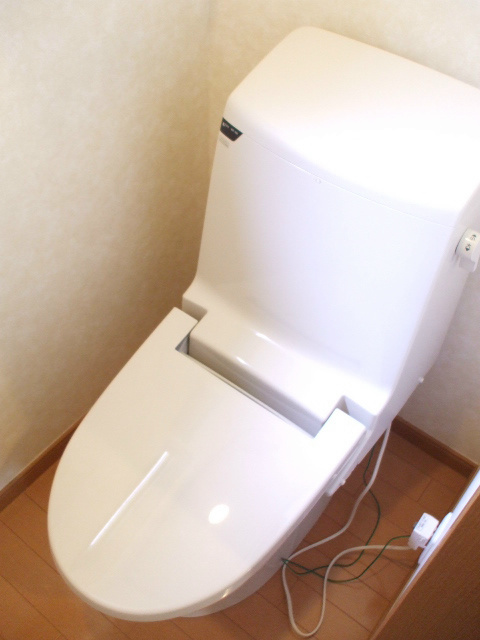 中野区大和町１丁目のアパートのトイレ