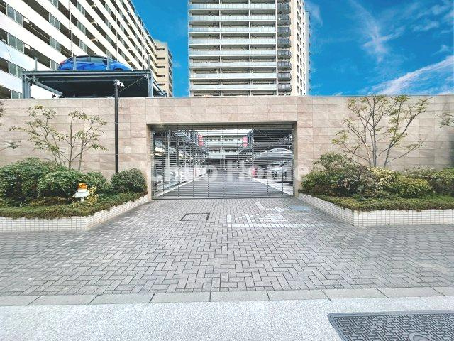 バンベールルフォン辰巳の駐車場|【敷地内駐車場】最新の空き状況や費用などの詳細は担当スタッフまでお問い合わせください。