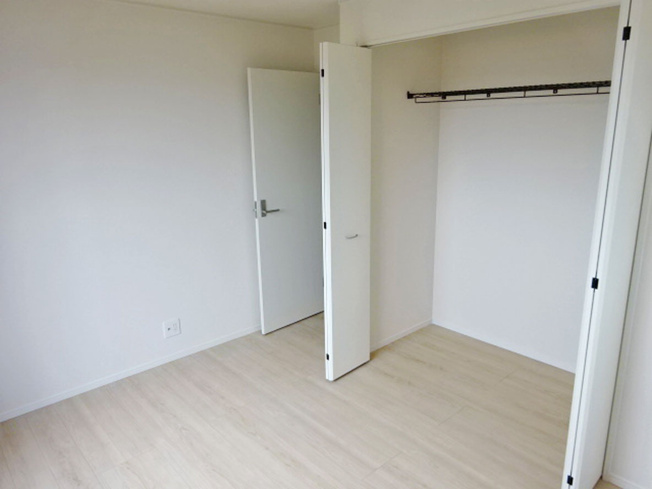 【洋室】 | 三島市青木第4 新築建売分譲住宅 土地＋建物 TW06067 | 三島市青木3号棟　洋室6.2帖 ※令和8年6月7日撮影写真