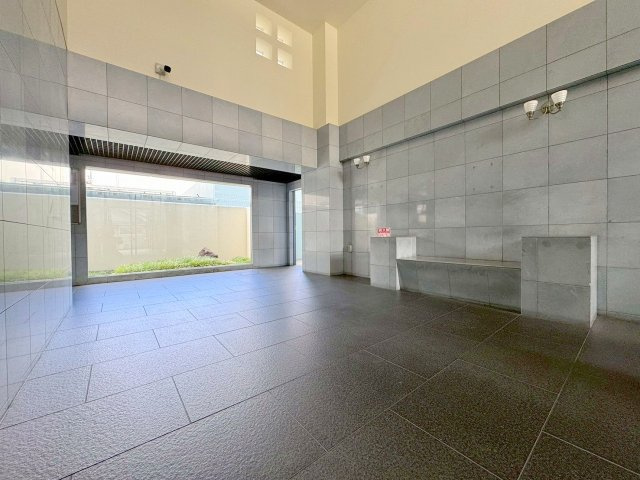 レジオン上新庄のロビー