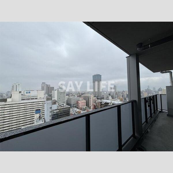 グランドメゾン大阪上本町のバルコニー