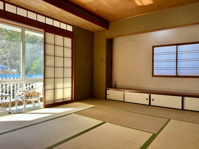 伊東マンション本館の和室