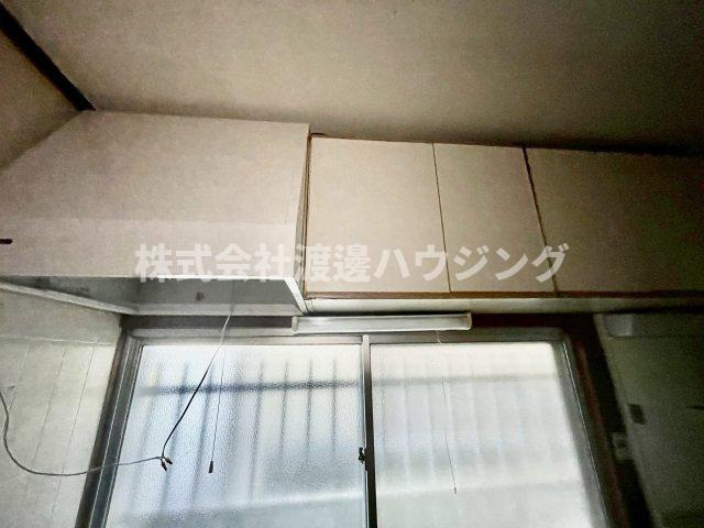 朝日町貸家のキッチン