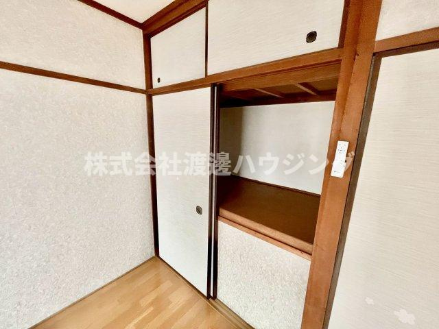 朝日町貸家の収納