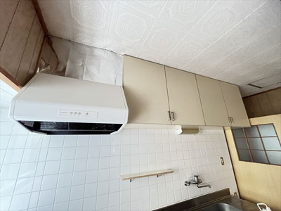  | 沖縄市泡瀬5丁目貸間