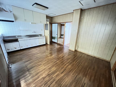  | 【収益】沖縄市泡瀬5丁目貸間