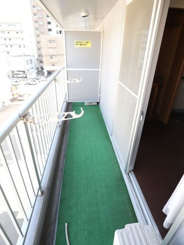 第5おおぎビルのバルコニー
