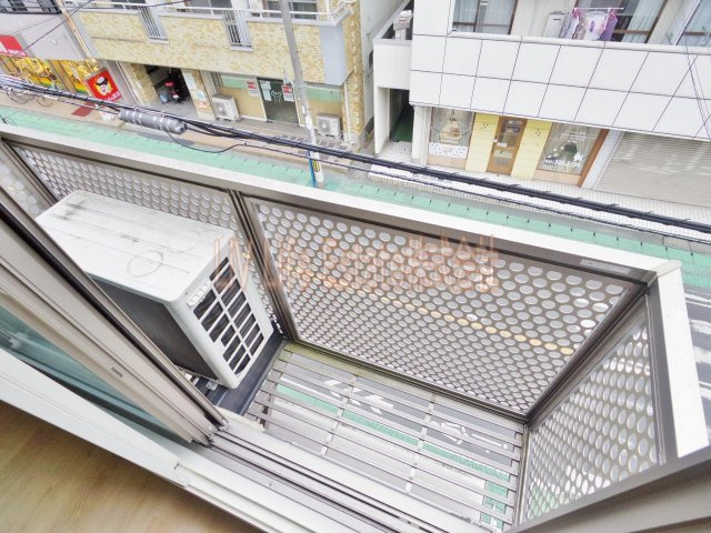 アート・フル野口のバルコニー