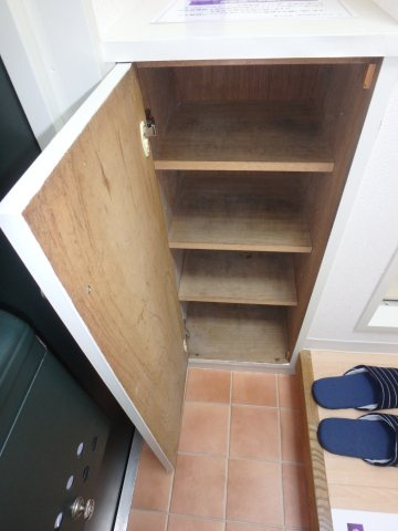 メゾンミルキーウェイの玄関|シューズボックス　退去前の為、以前の写真です。