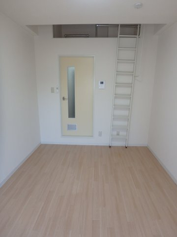 メゾンミルキーウェイの洋室|退去前の為、以前の写真です。