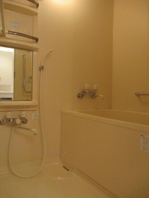 ウィスタ高井戸の浴室|お風呂です