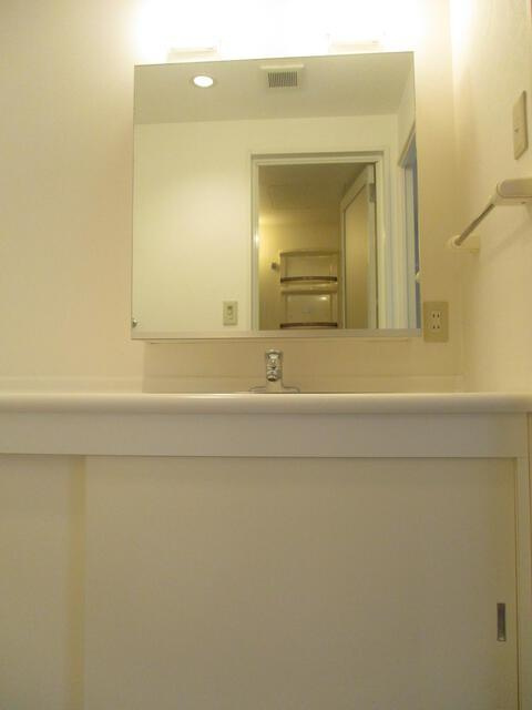 ウィスタ高井戸の独立洗面台|洗面台です