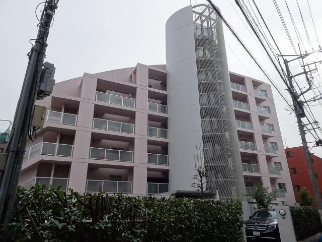 ウィスタ高井戸の外観|７階建ての７階です