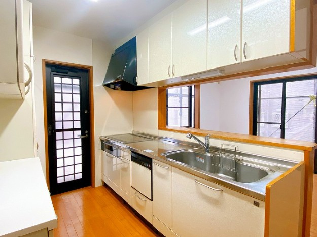 リフォーム　中古戸建　岐阜市粟野台　平成13年築のキッチン