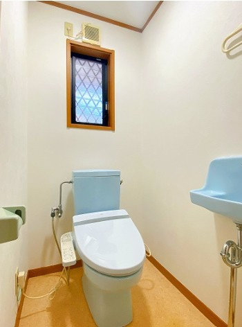 リフォーム　中古戸建　岐阜市粟野台　平成13年築のトイレ