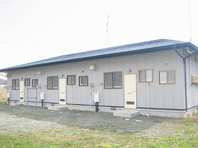 遠野市東上組町のアパート