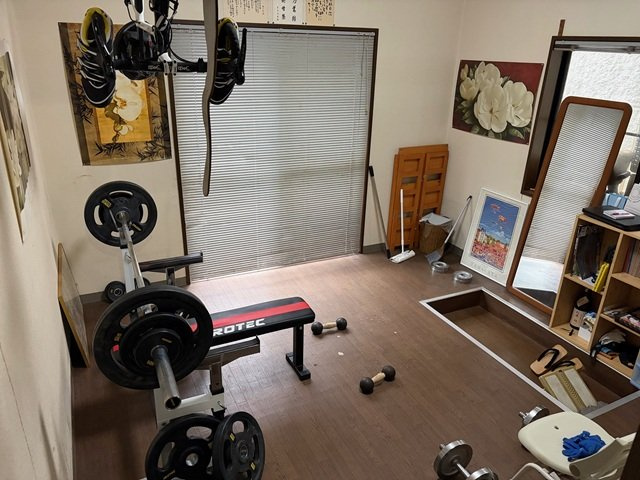 玉野市田井5丁目の洋室|トレーニングルーム