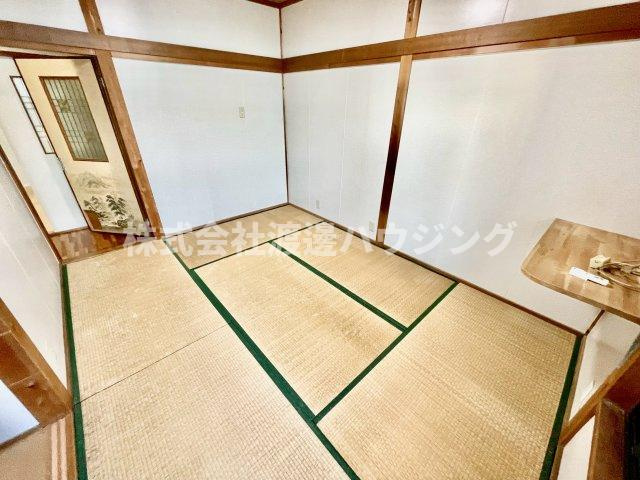 北巣本町一戸建ての和室