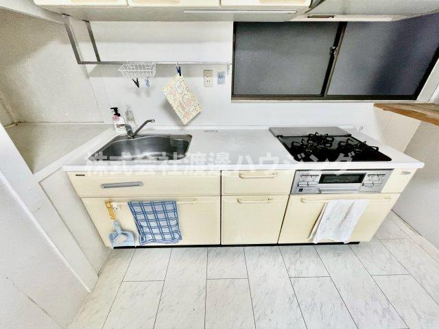 北巣本町一戸建てのキッチン