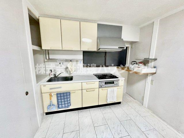 北巣本町一戸建てのキッチン