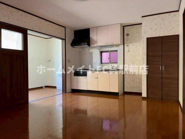 ファミールカーサ平下Ⅱの居間・リビング