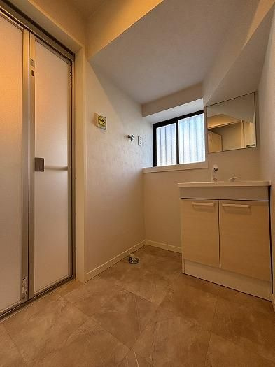 川崎市宮前区神木本町5丁目 戸建の洗面所