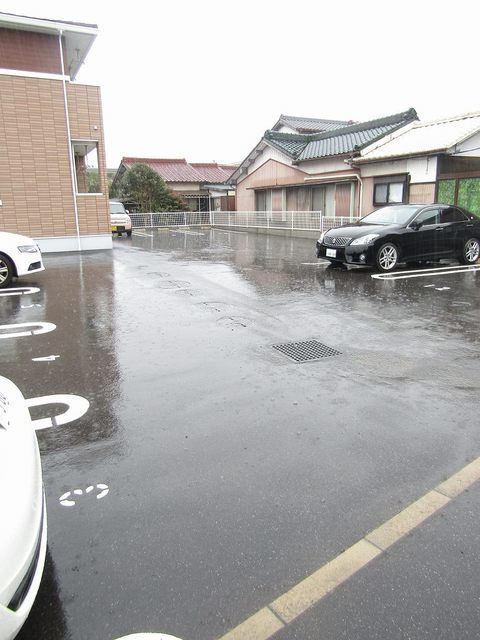セレーノ　トワ　　　刈谷市近郊の賃貸はクラスホームの駐車場