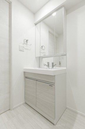 【独立洗面台】