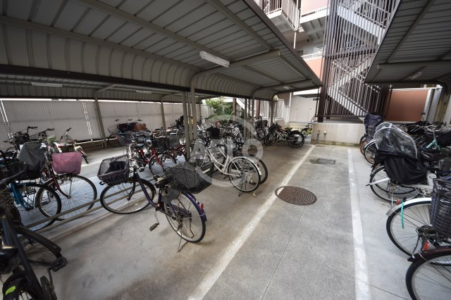 クローバーハイツ江戸堀のその他共用部分|クローバーハイツ江戸堀　駐輪場