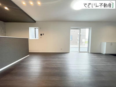 【居間・リビング】 | ワイウッドコート本庄市寿第10期　新築住宅 | ≪4号棟≫
現地(2026年6月撮影)