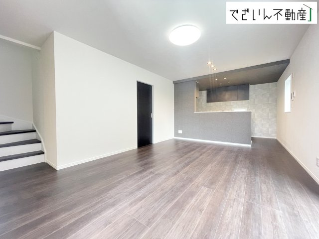 【居間・リビング】 | ワイウッドコート本庄市寿第10期　新築住宅 | ≪4号棟≫
現地(2026年6月撮影)