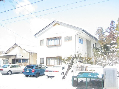 遠野市新町のアパート