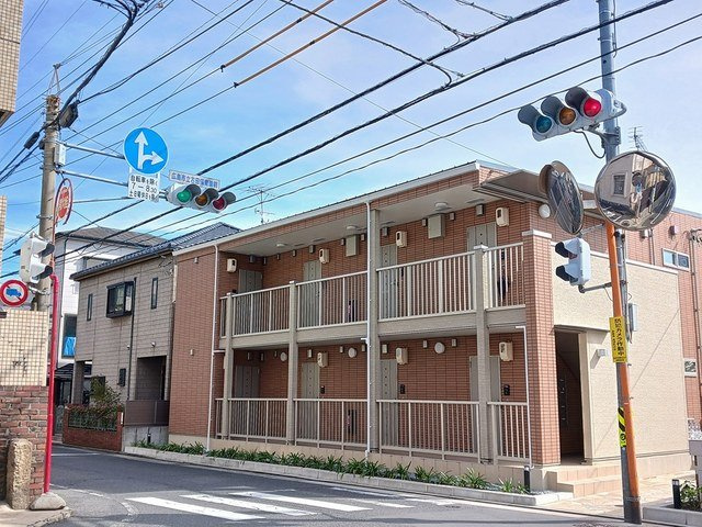 メインクーンの外観|落ち着いた雰囲気の外観です