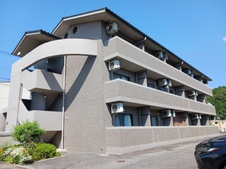 フレンドリーともの外観|落ち着いた雰囲気の外観です